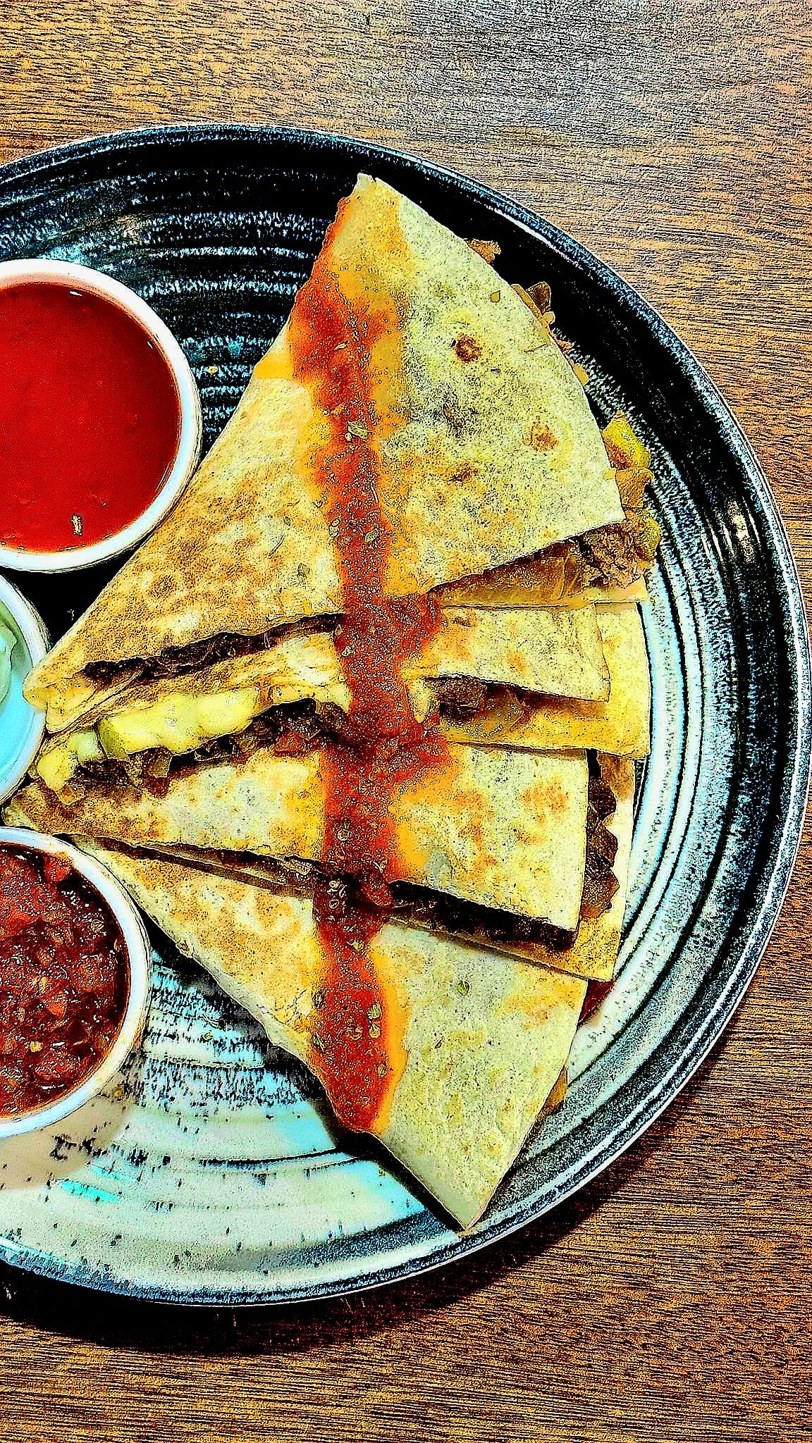 Biftekli Quesadilla